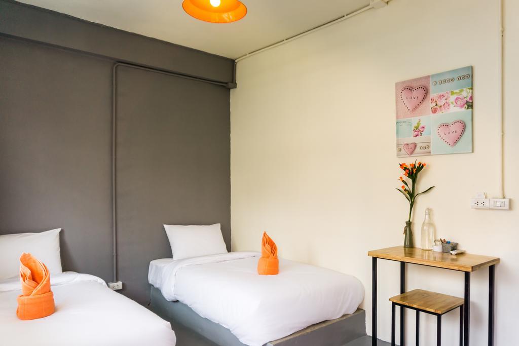 Love Cnx Guesthouse شيانغ ماي المظهر الخارجي الصورة